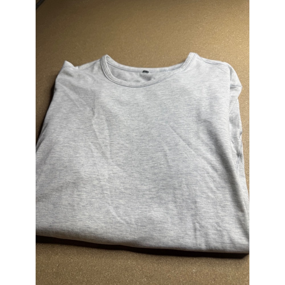 Lululemon Heathered Light Grey Long Sleeve Crew Neck Top Curved Hem 2471‎